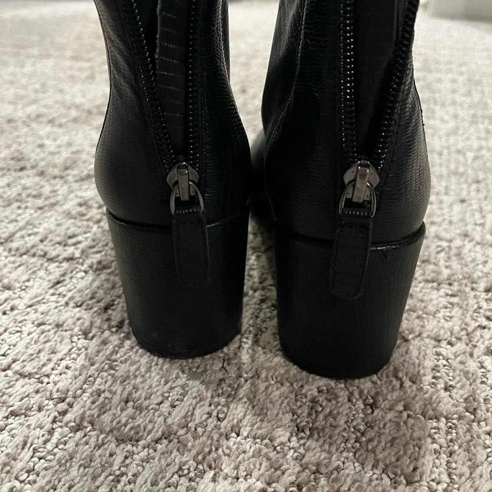 CECELIA NEW YORK Textured Black Ankle Booties sz 7.5